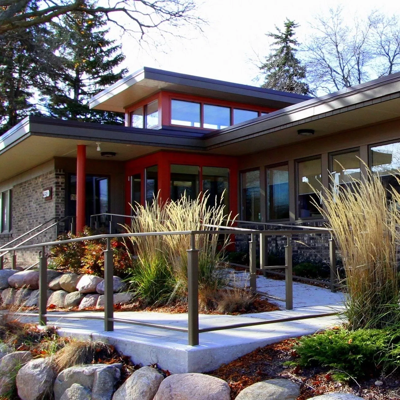 Madison Lakes Dental office exterior